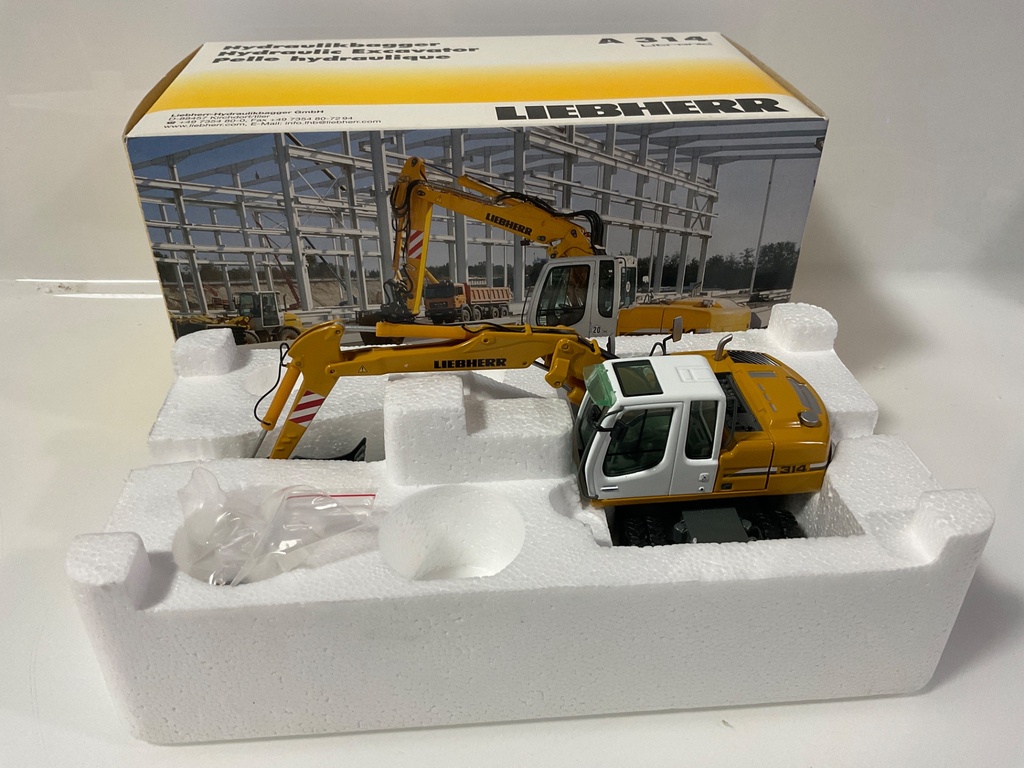 1/50 NZG LIEBHERR HYDRAULIC EXCAVATOR WHEELED  - Photo 3