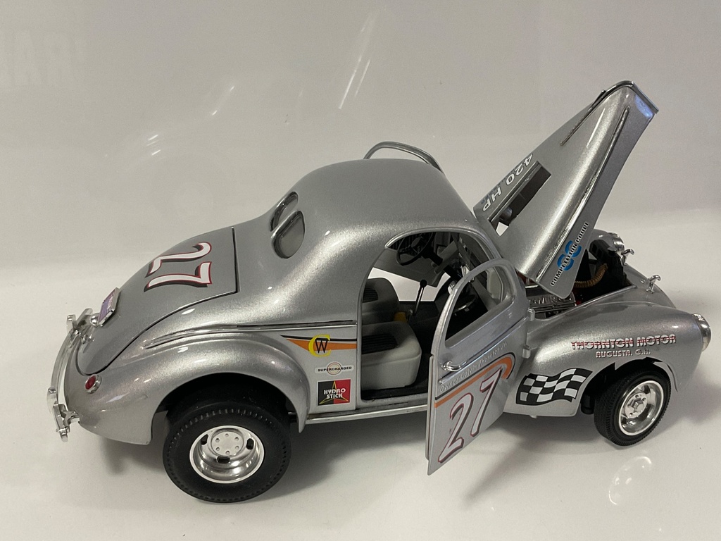 1/18 ROAD SIGNATURE 1941 WILLYS GRAY ON GRAY - Photo 3