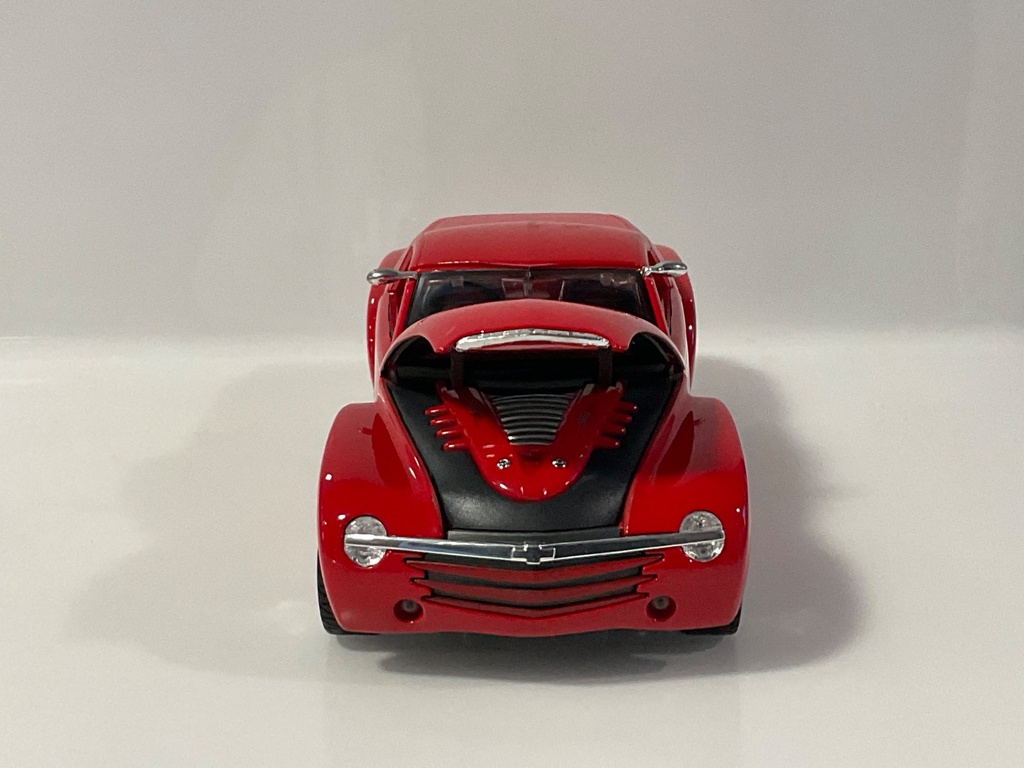 1/18 MAISTO2 2000 CHEVROLET SSR RED ON BLACK - Photo 5