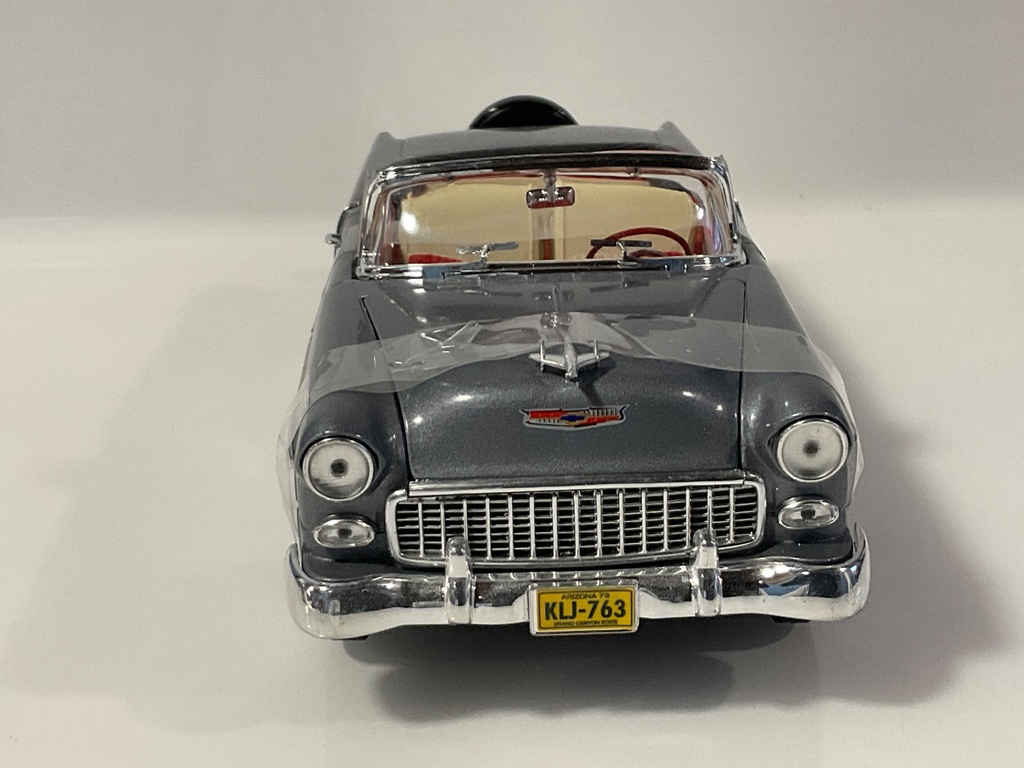 1/18 ERTL 1955 CHEVROLET BEL AIR SILVER ON RED/CREAM MISSING DOOR HANDLE - Photo 5