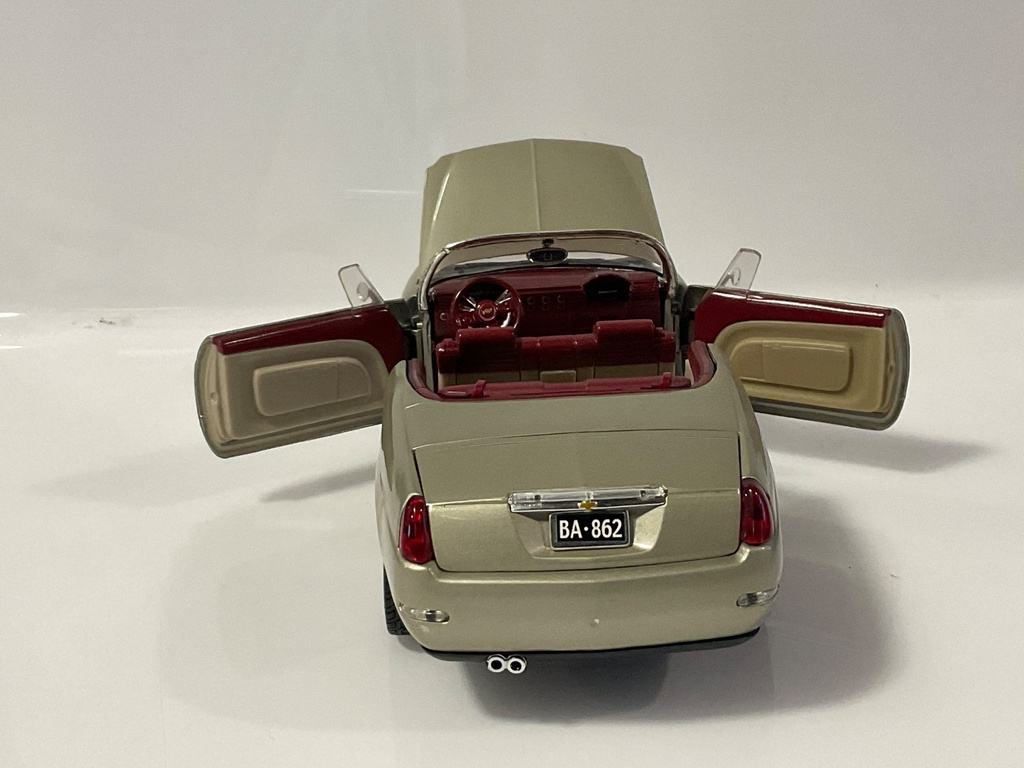 1/18 MOTOR MAX CHEVY BEL AIR CONCEPT TAN ON RED/TAN - Photo 3
