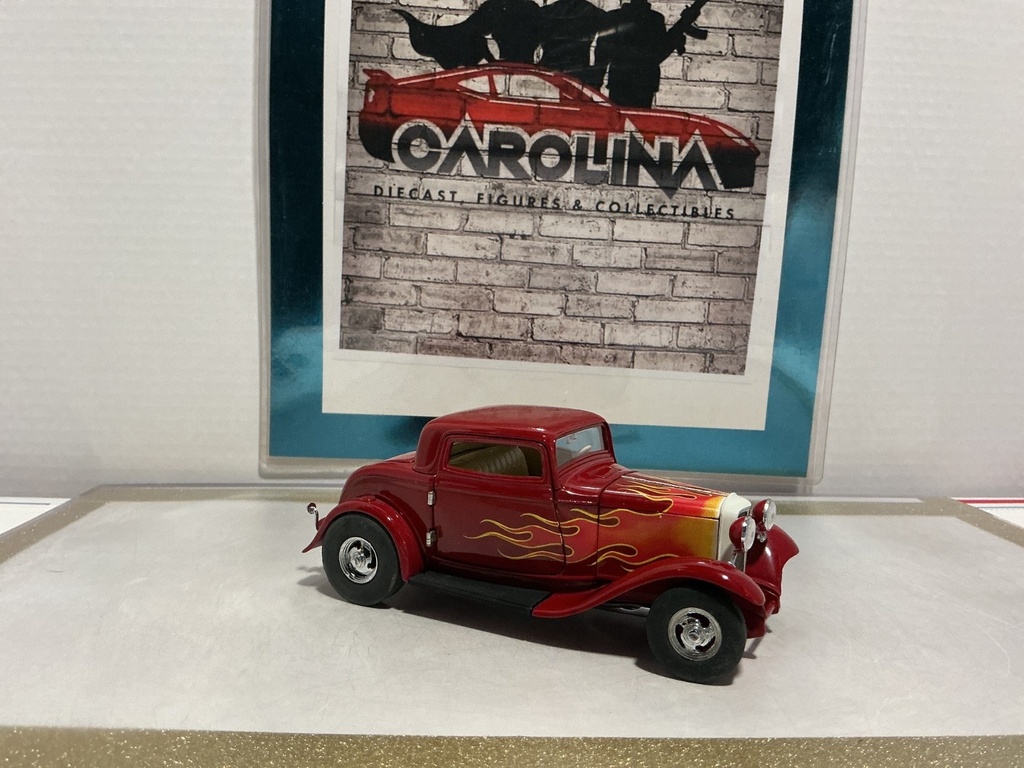 1/24: FRANKLIN MINT 1932 FOD DEVIE COUPE HOT ROD *MINOR PAINT RASH ON ROOF* image