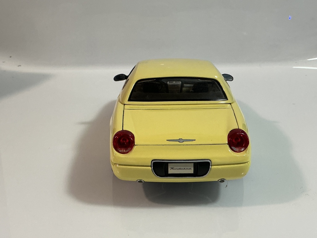 1/18 MAISTO THUNDERBIRD YELLOW ON BLACK - Photo 5