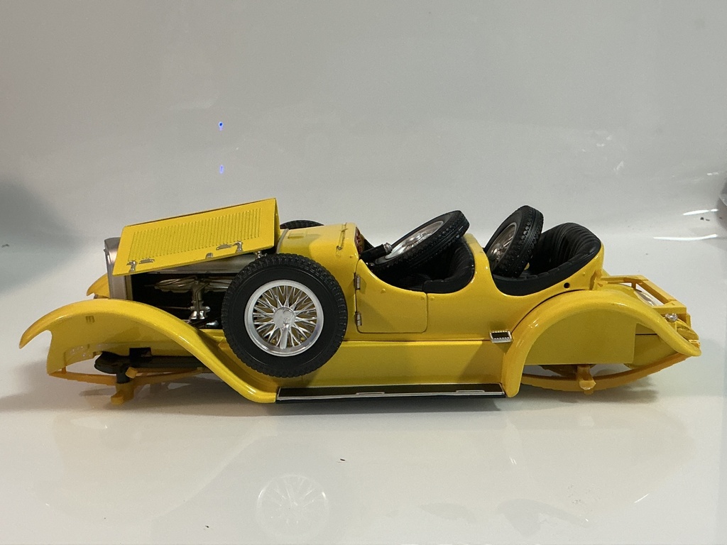 1/18 RICKO MERCEDES BENZ 630K [PARTS CAR] YELLOW ON BLACK - Photo 2