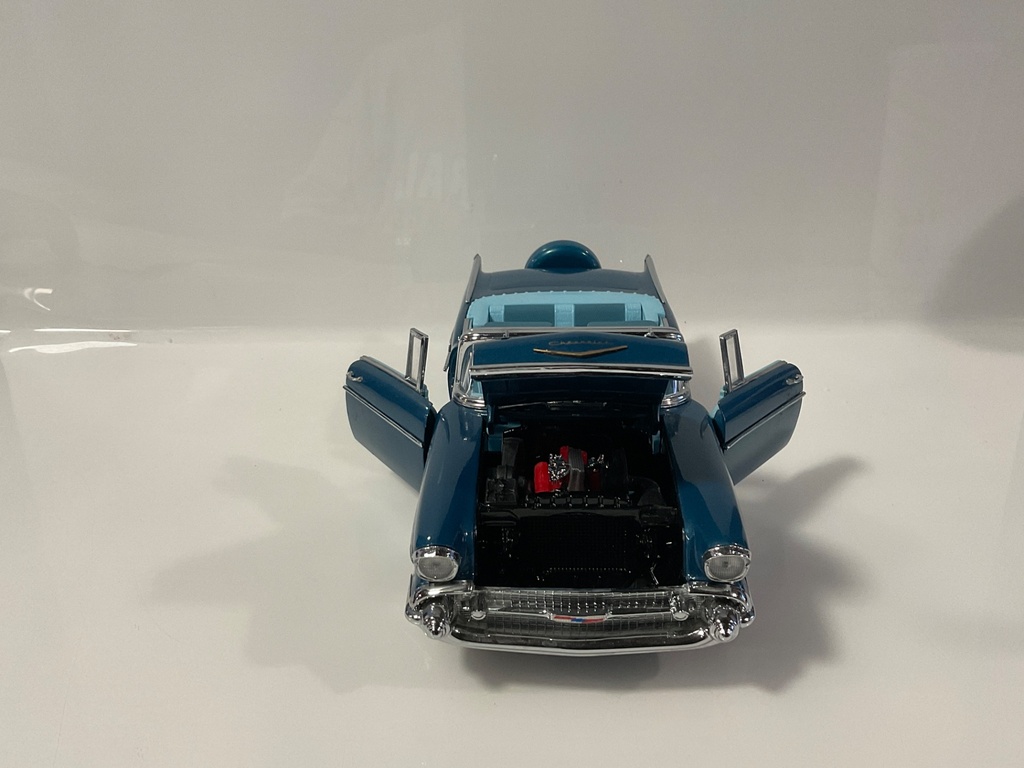 1/18 ERTL 57 CHEVROLET  BEL AIR BLUE ON BLUE - Photo 5