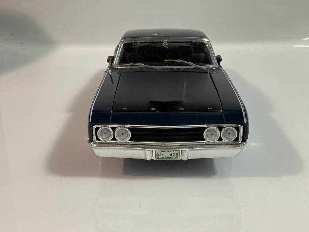 1/18 MAISTO 1969 FORD TORINO TALLADEGA BLUE ON BLACK  - Photo 7