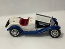 1/18 BURAGO 1932 ALFA ROMEO 2300 SPIDER  RED/WHITE/BLUE JUNK CAR  - Photo 4