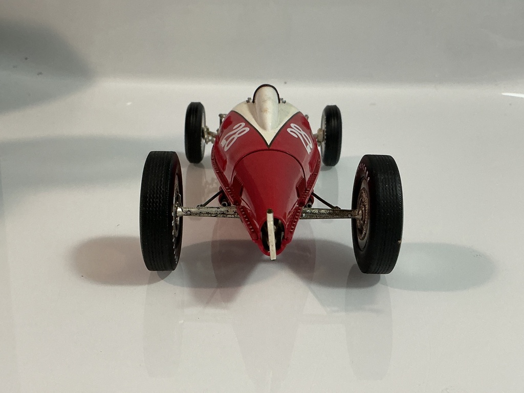 1/18 PRECISION MINIATURES 1952 SO CAL SPEED SHOP BELLY TANK LAKESTER RED / WHITE ON BLACK - Photo 4
