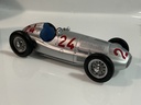 1/18 CMC 1939 W165 MERCEDES BENZ SILVER ON BLUE - Photo 3