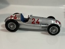 1/18 CMC 1939 W165 MERCEDES BENZ SILVER ON BLUE - Photo 4