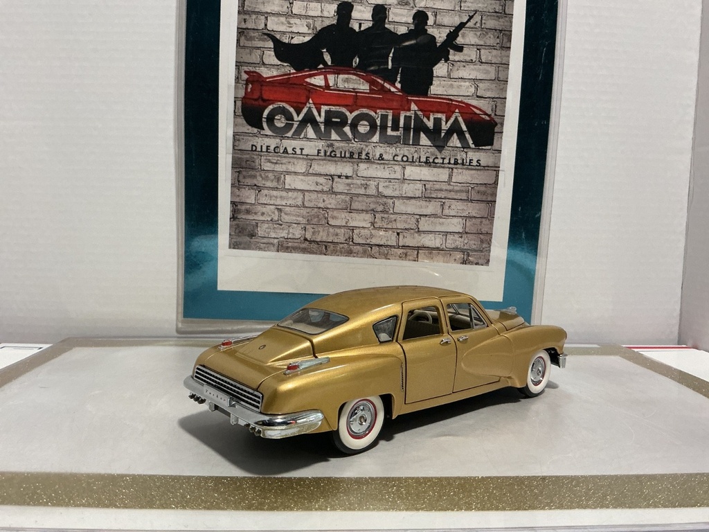 1/24: FRANKLIN MINT TUCKER * NO MIRROR* image