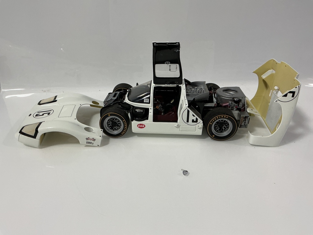 1/18 EXOTO 1967 JIM HALL CHAPARRAL 2F #15 NO SPOILER  - Photo 3