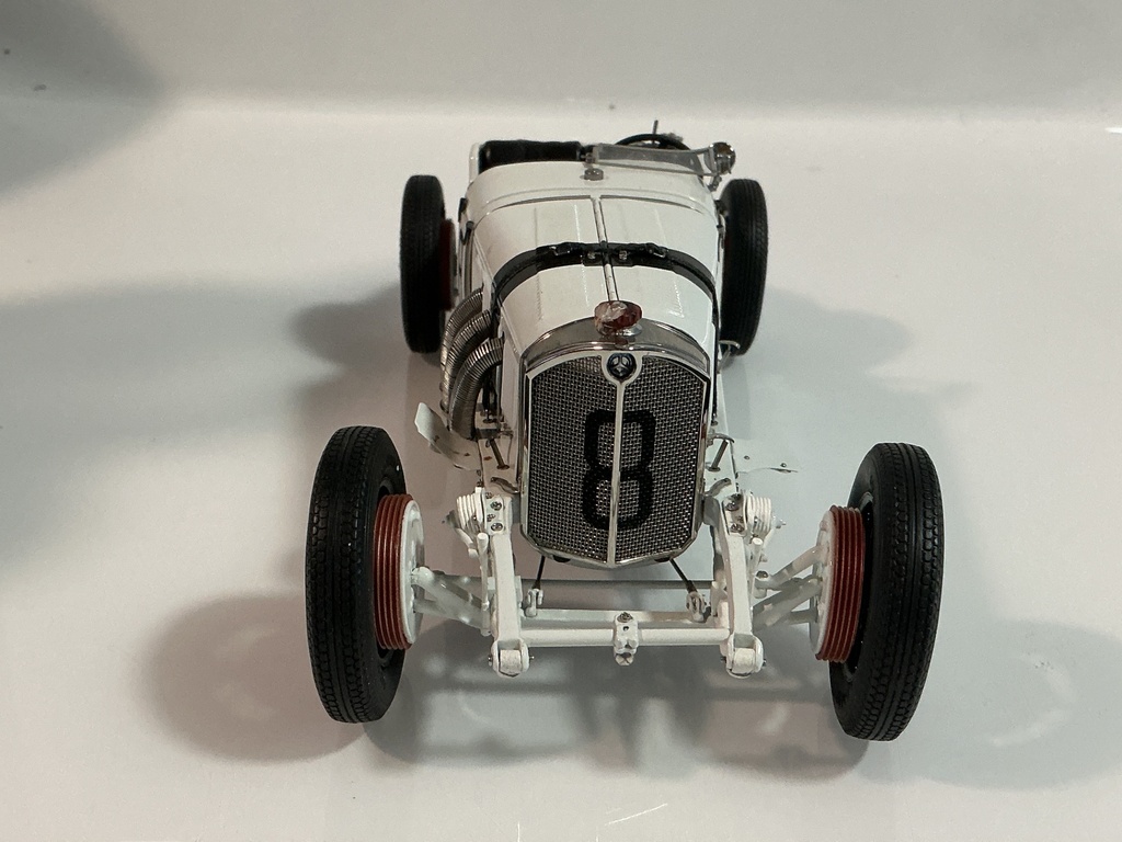1/18 CMC 1931 MERCEDES BENZ SSKL #8 WHITE ON BLACK - Photo 2