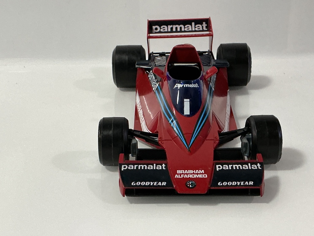 M1/14 BURAGO PARMALAT ALFA ROMEO - Photo 5