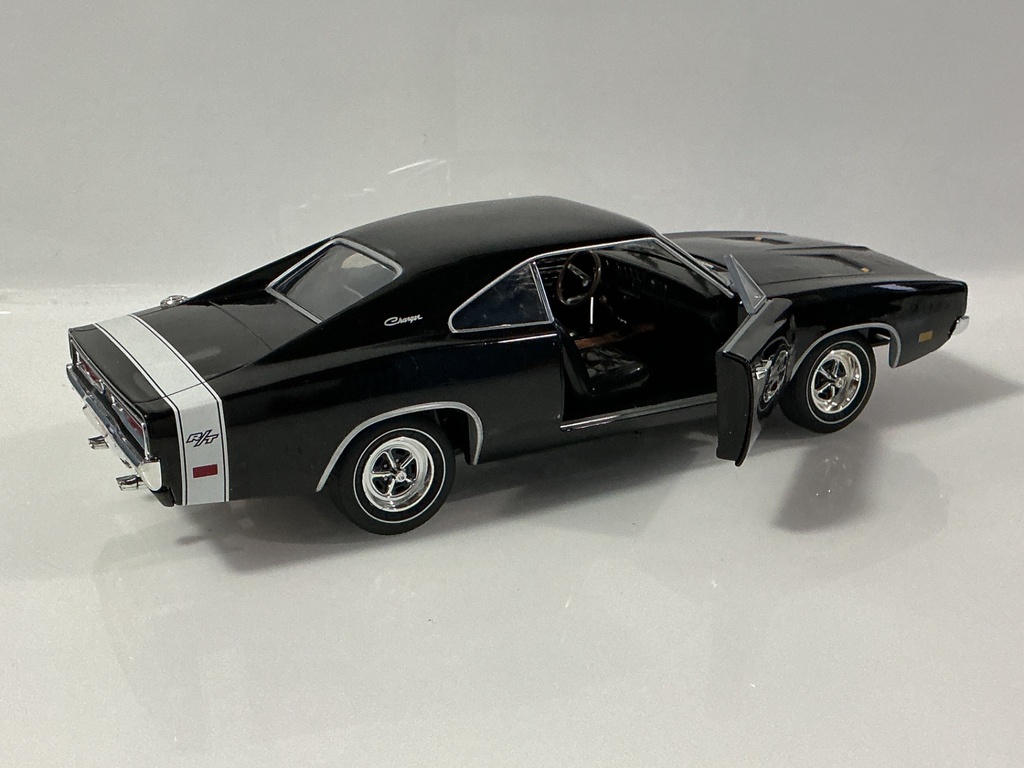 1/18 ERTL 1969 DODGE CHARGER PAINT RASH - Photo 4