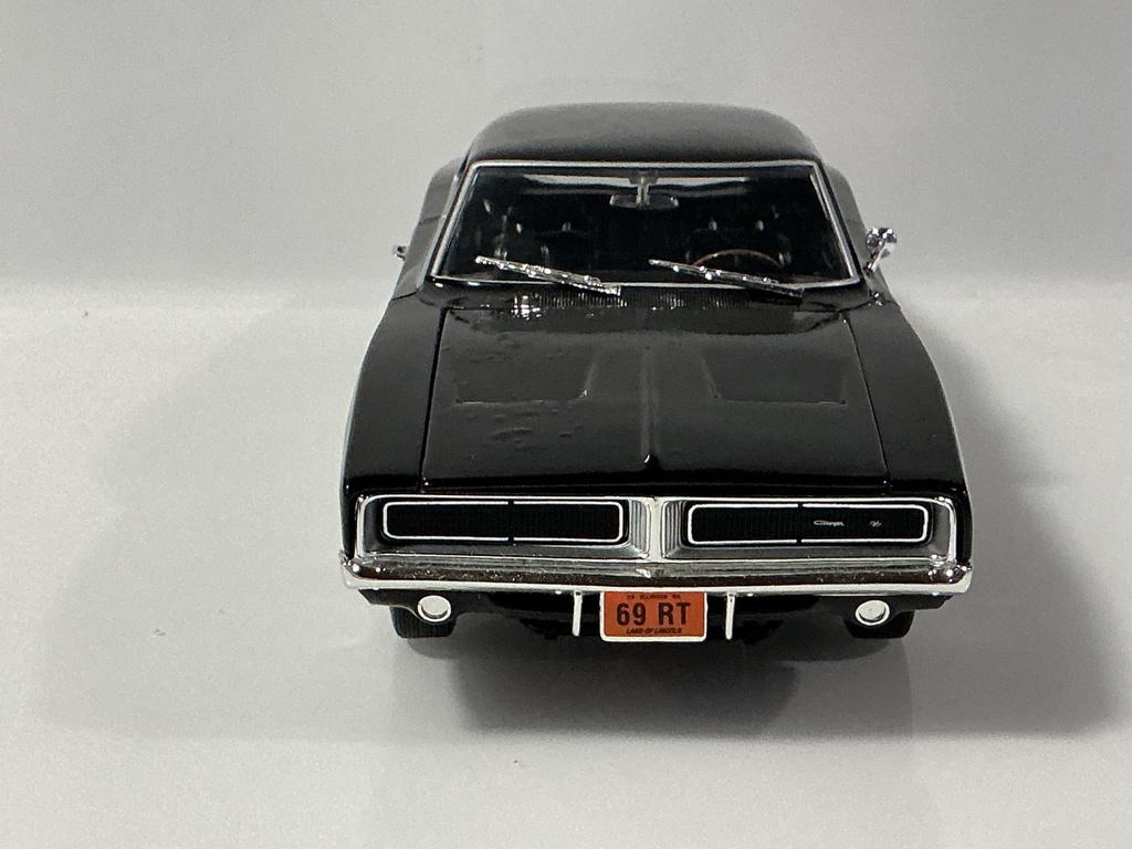 1/18 ERTL 1969 DODGE CHARGER PAINT RASH - Photo 5