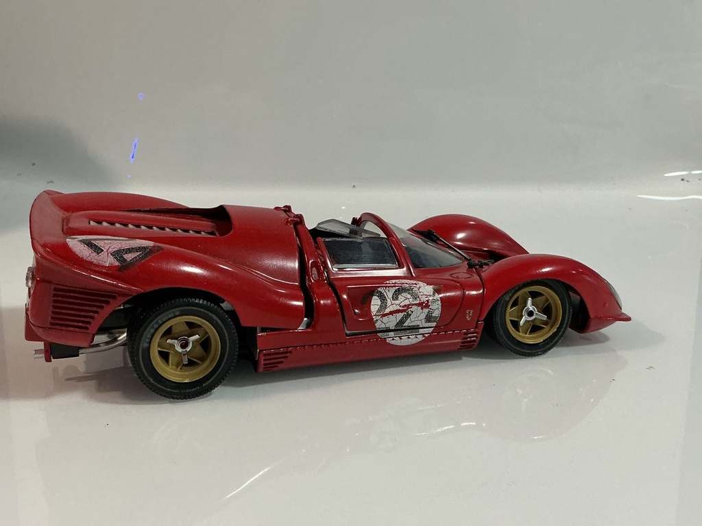 1/18 JOUEF EVOLUTION 1967 FERRARI 330 F4 # 224 [JUNKYARD] - Photo 5