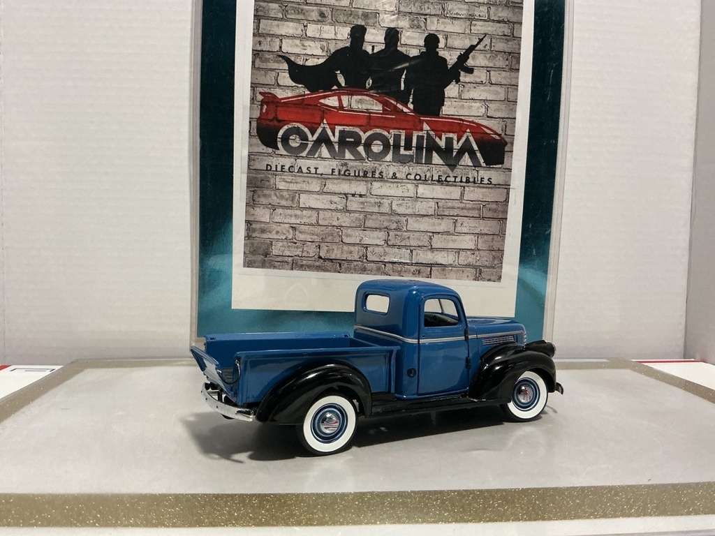 1/24: DANBURY MINT 1941 CHEVROLET PICKUP *BROKEN REAR BUMPER* image