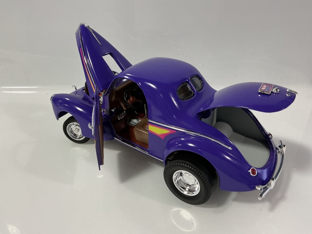 1/18 ROAD LEGENDS 1941 WILLYS PURPLE ON BROWN  - Photo 2