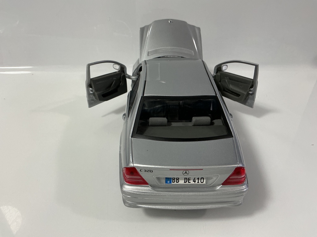 1/18 ANSON MERCEDES BENZ C-CLASS GRAY ON GRAY  - Photo 3