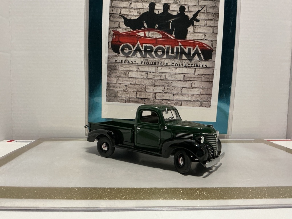 1/24: DANBURY MINT 1941 PLYMOUTH PICKUP *MISSING WIPER* image