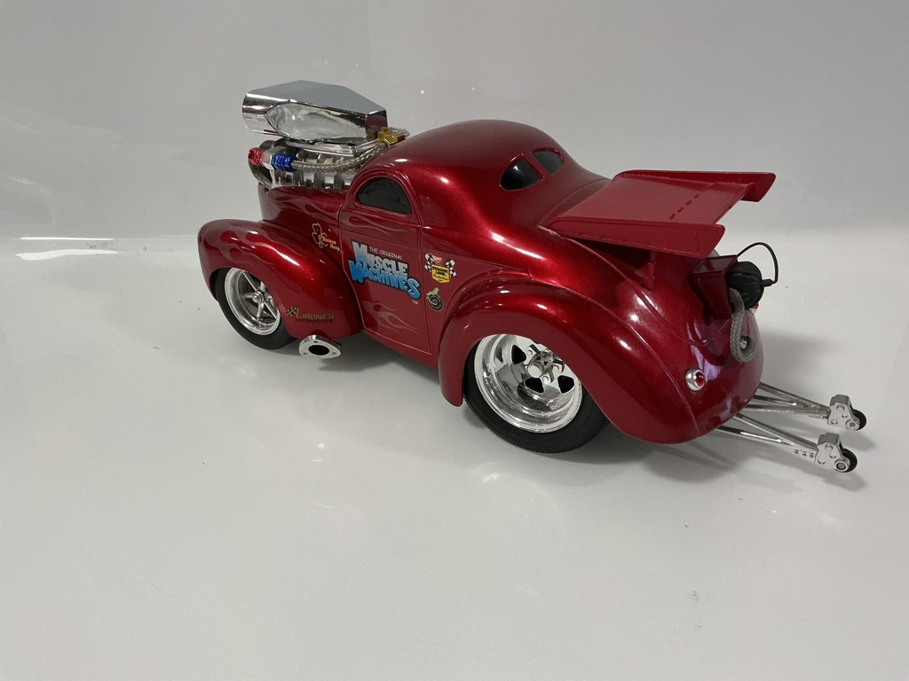 1/18 MUSCLE MACHINES 2001 FUN LINE RED ON BLACK  - Photo 2
