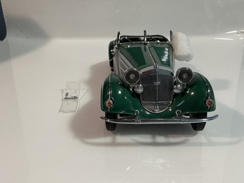 1/18 SUN STAR 1938 HORCH 85 SILVER / GREEN ON BLACK [WINDSHIELD BROKEN] - Photo 8