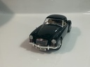 1/18 REVELL MGA 2003 GREEN ON TAN  - Photo 2