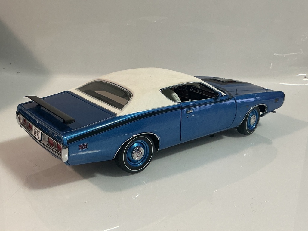 1/18 ERTL AUTHENTICS 1971 DODGE CHARGER ‘2007 CHASE CAR’ - Photo 6