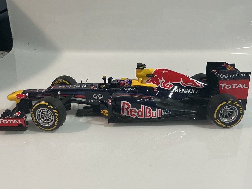 1/18 MINICHAMPS 2012 RENAULT RB8 REDBULL #2 WEBER - Photo 2