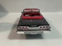 1/18 WELLY 1963 CHEVROLET IMPALA BLACK ON RED - Photo 4