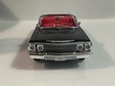 1/18 WELLY 1963 CHEVROLET IMPALA BLACK ON RED - Photo 7