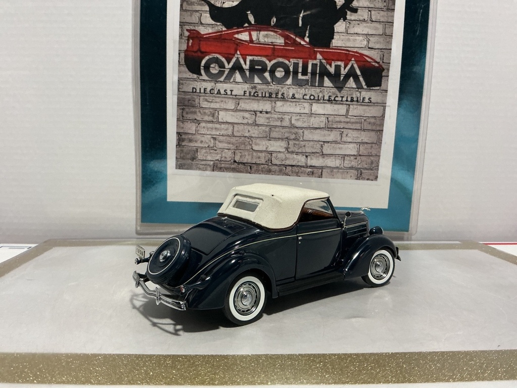 1/24: DANBURY MINT 1936 FORD DELUXE CABRROLET image