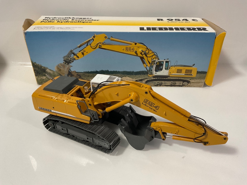 1/50 CONRAD HYDRAULIC EXCAVATOR LIEBHERR R 954 C  - Photo 5