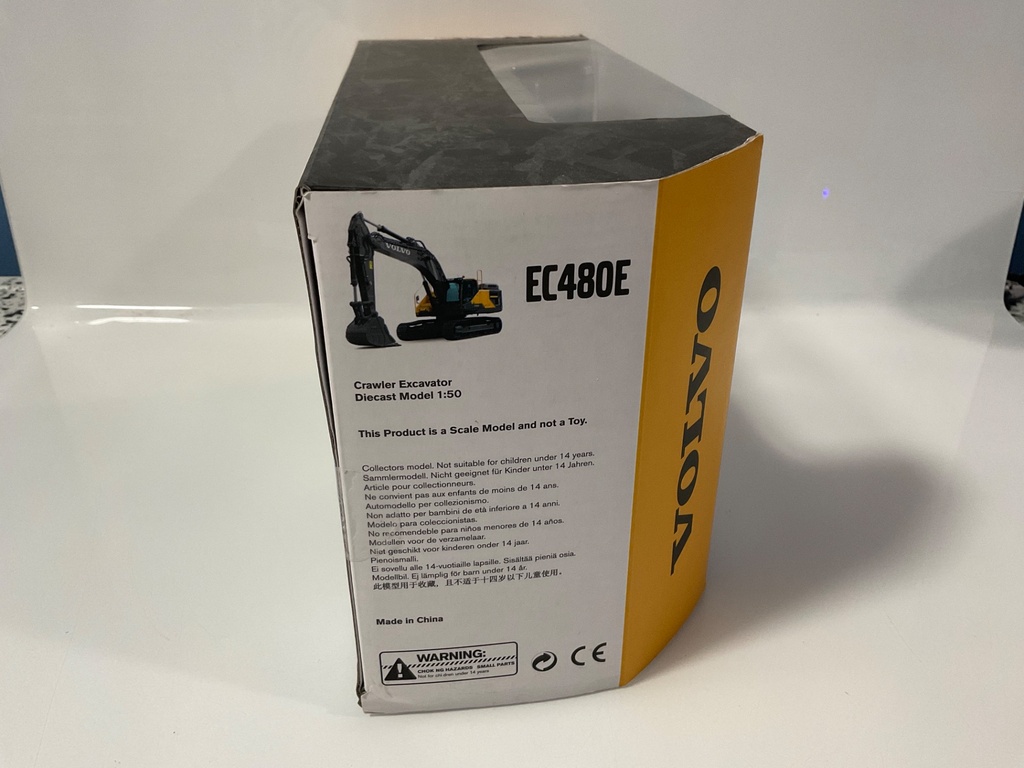 1/50 MOTORART VOLVO EC480E EXCAVATOR  - Photo 3