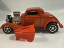 1/18 ERTL 1934 FORD STREET ROD ORANGE ON GREY - Photo 2