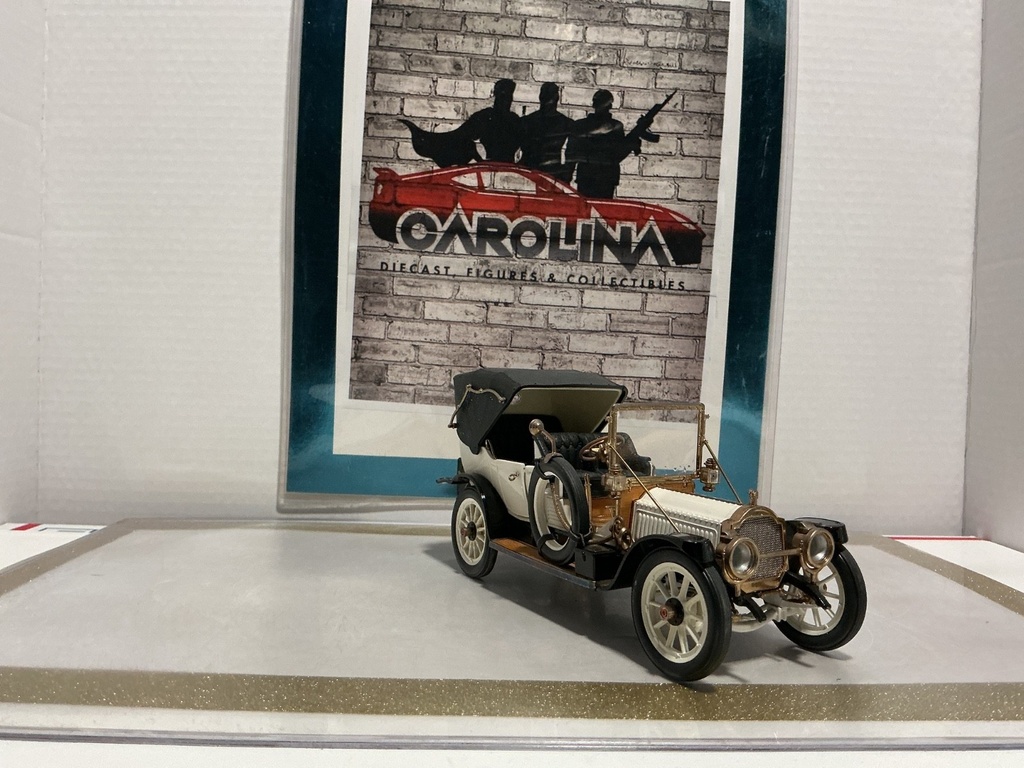 1/24: FRANKLIN MINT 1912 PACKARD VICTORIA image