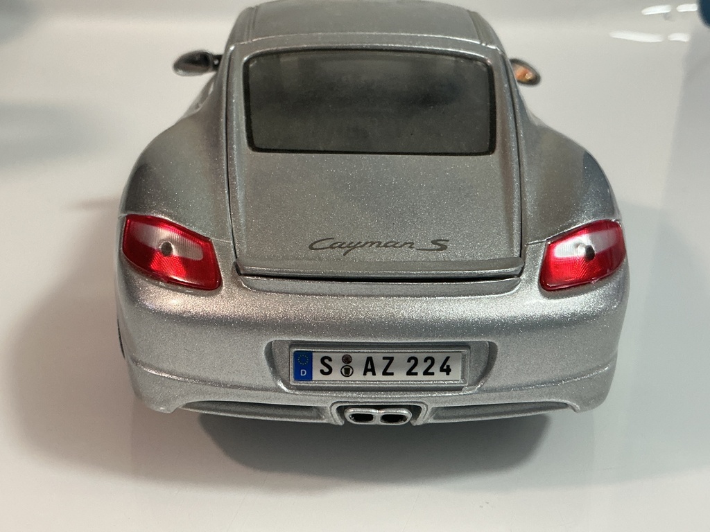 1/18 MAISTO PORSCHE CAYMAN’S SILVER ON GREY - Photo 5