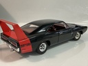 1/18 ERTLS 1969 DODGE DAYTONA BLACK ON RED  - Photo 6
