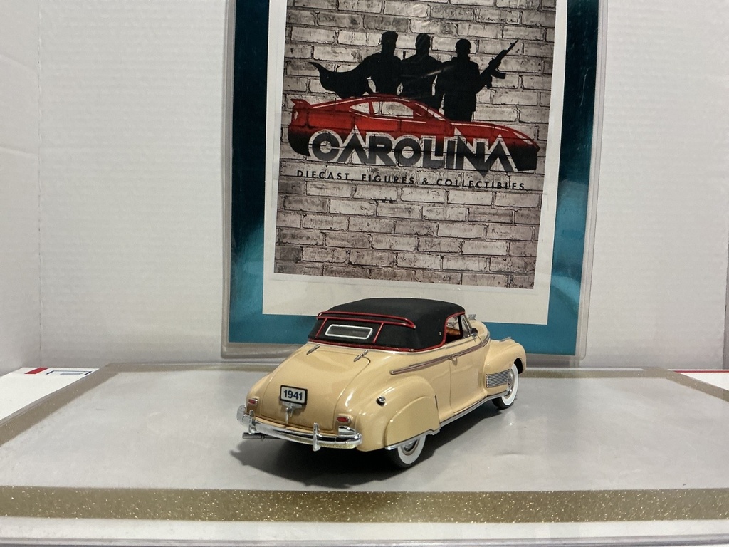 1/24: DANBURY MINT 1941 CHEVROLET SPECIAL DELUXE *MISSING WIPER* image