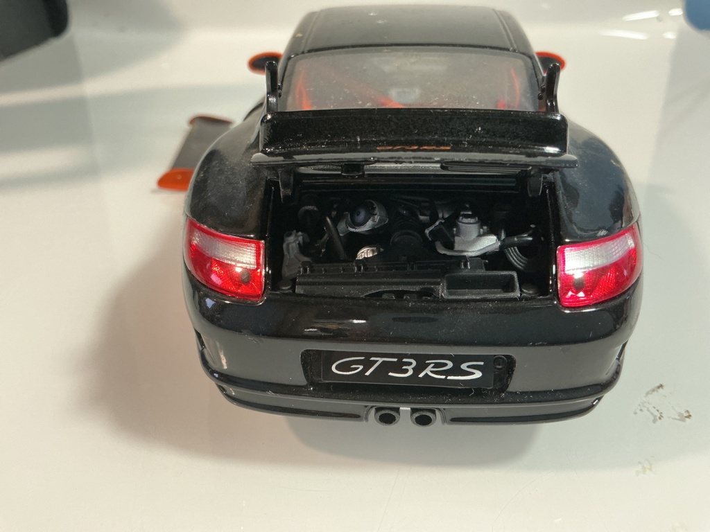 1/18 WELLY PORSCHE 911 GT 3 RS BLACK ON BLACK - Photo 6