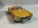 1/18 BURAGO 1957 CHEVY CORVETTE YELLOW ON RED - Photo 7