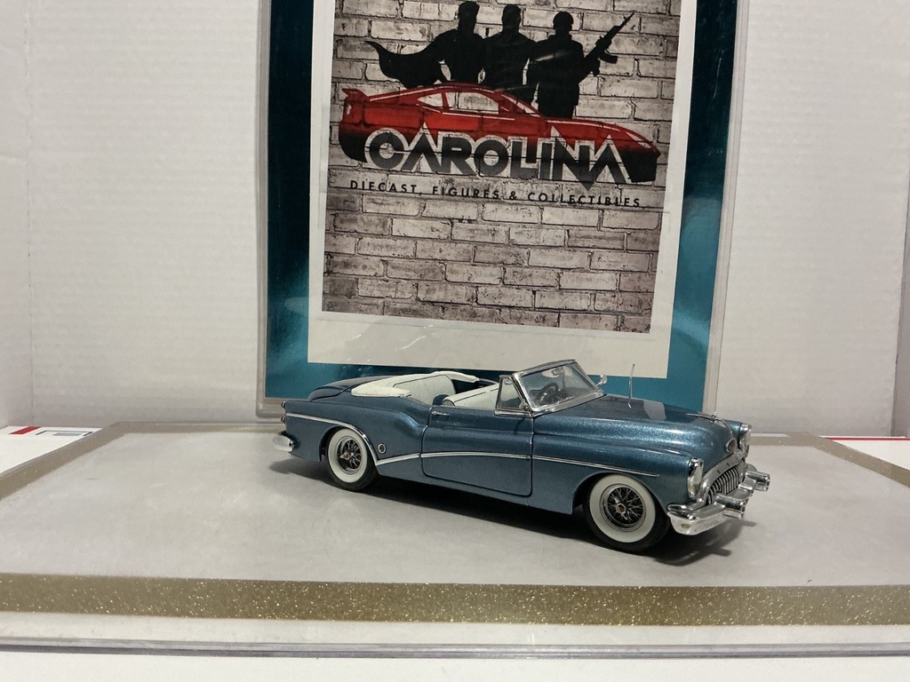 1/24: DANBURY MINT 1953 BUICK SKYLARK *MISSING CHROME TRIM* image
