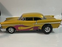 1/18 HOT WHEELS ‘57 CHEVY GOLD / FLAMES ON GREY - Photo 2