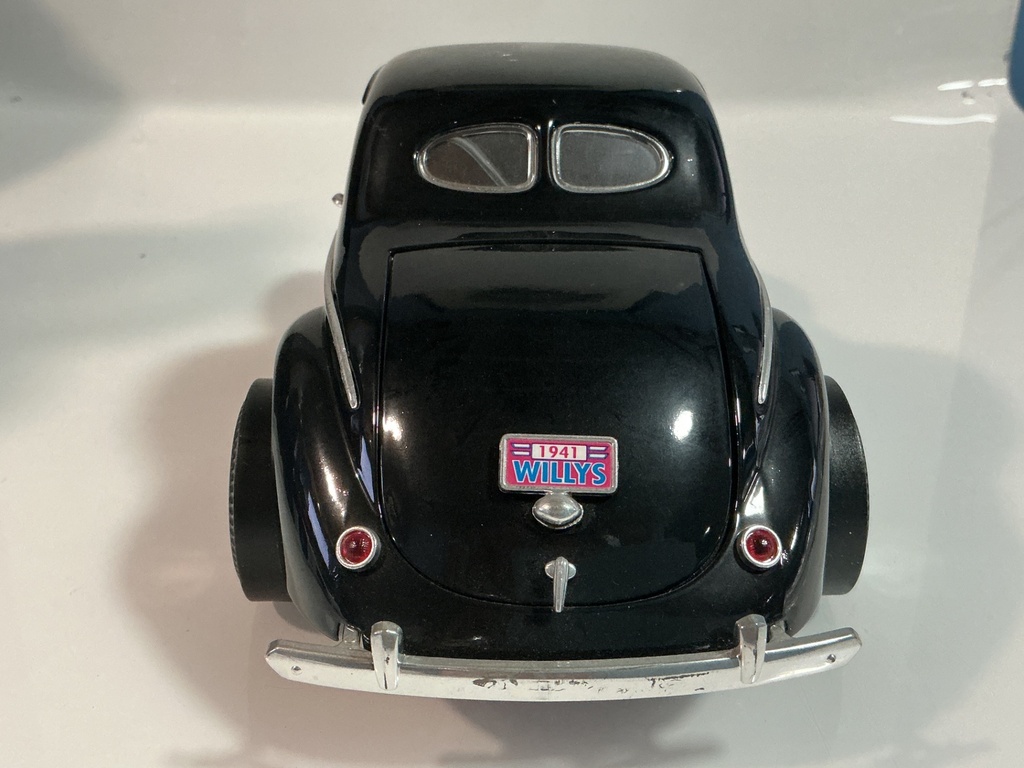 1/18 ROAD LEGENDS 1941 WILLYS BLACK ON BROWN  - Photo 4