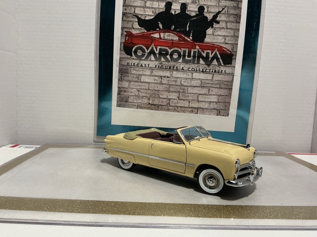 1/24: DANBURG MINT 1949 FORD CUSTOM *BROKEN DOOR HANDLE* image