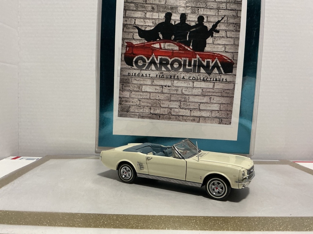 1/24: DANBURY MINT 1966 FORD MUSTANG *JUNKYARD PARTS CAR* image