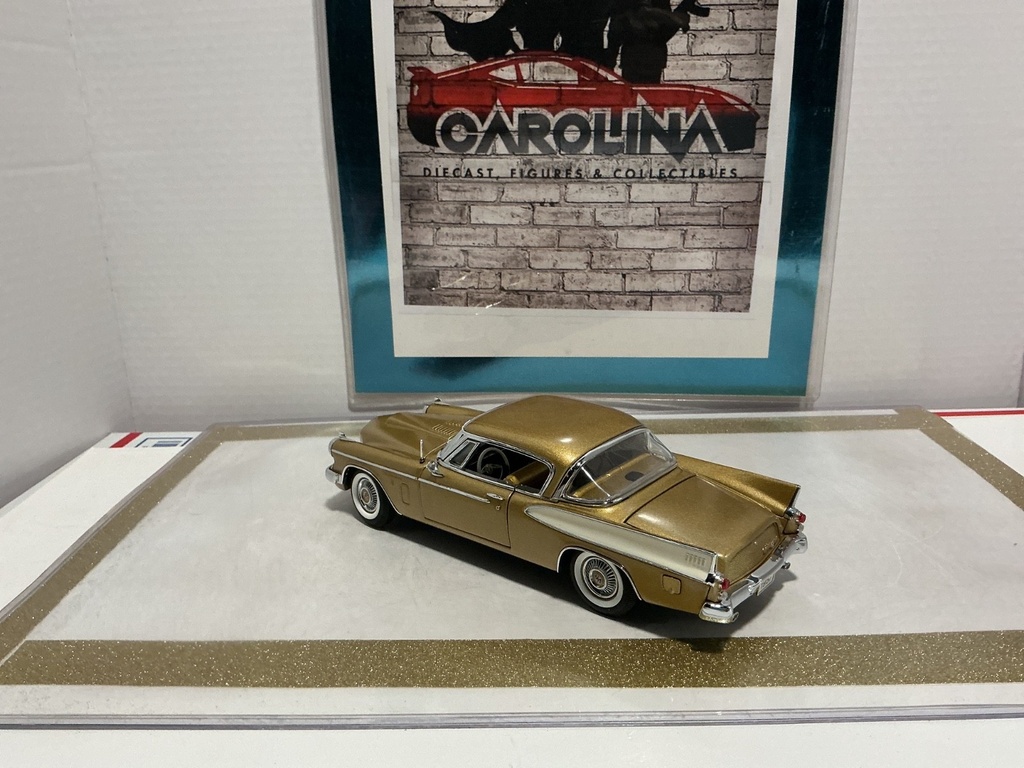 1/24: DANBURY MINT 1957 STUDEBAKER GOLDEN HAWK image