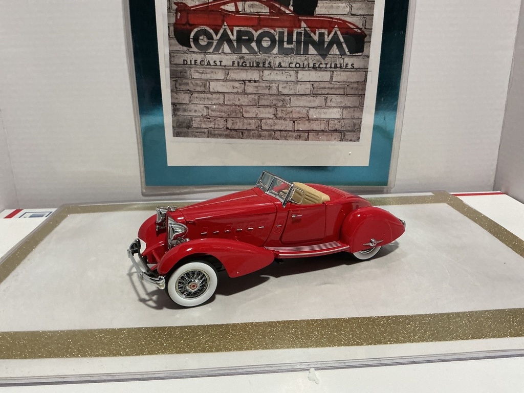 1/24: DANBURY MINT 1934 PACKARD V-12 LEBARON SPEEDSTER image