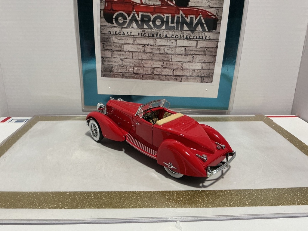 1/24: DANBURY MINT 1934 PACKARD V-12 LEBARON SPEEDSTER image